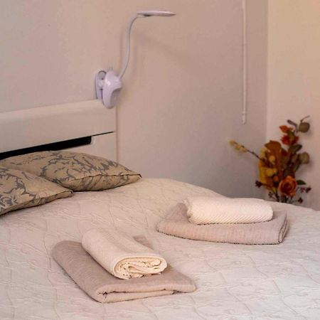 Varfal-Lak Apartman Шопрон Екстер'єр фото