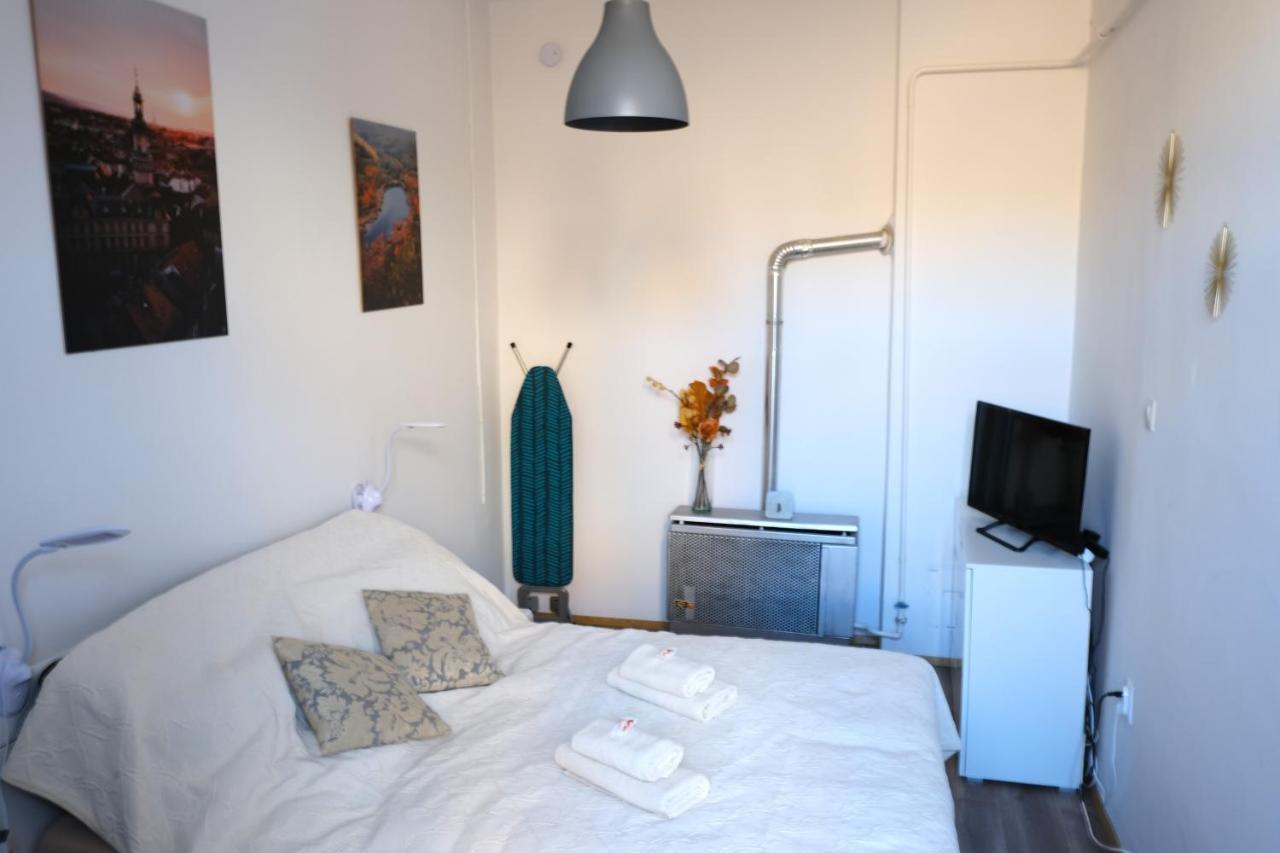 Varfal-Lak Apartman Шопрон Екстер'єр фото