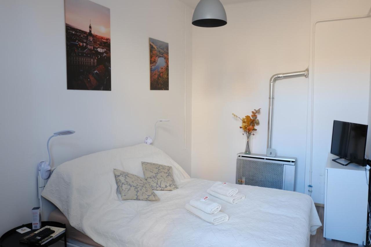 Varfal-Lak Apartman Шопрон Екстер'єр фото