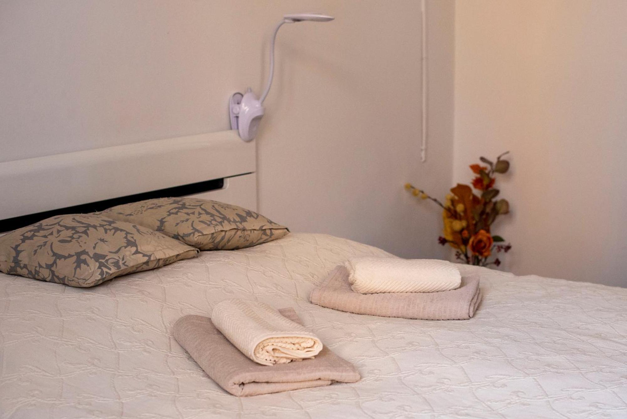 Varfal-Lak Apartman Шопрон Екстер'єр фото