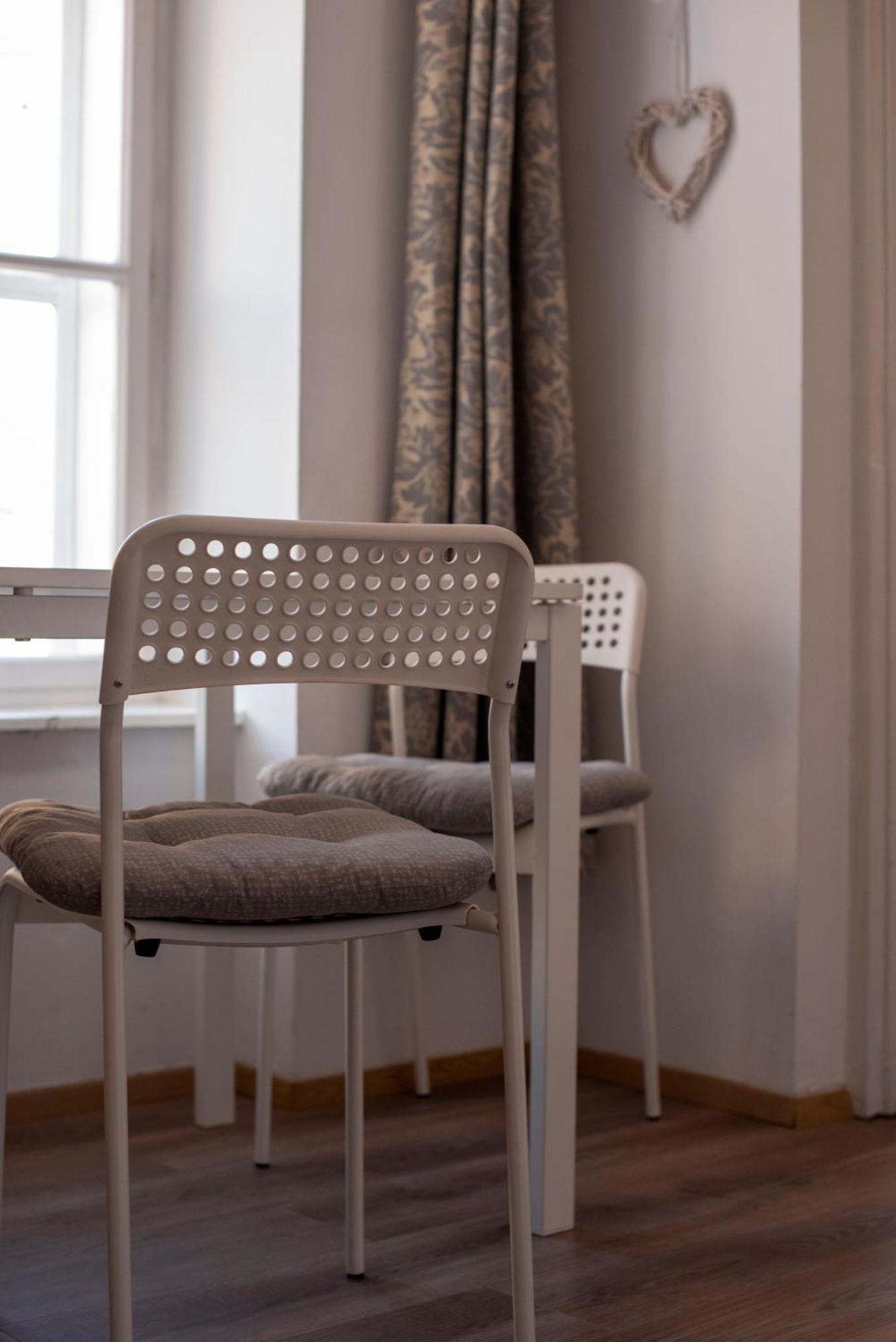 Varfal-Lak Apartman Шопрон Екстер'єр фото